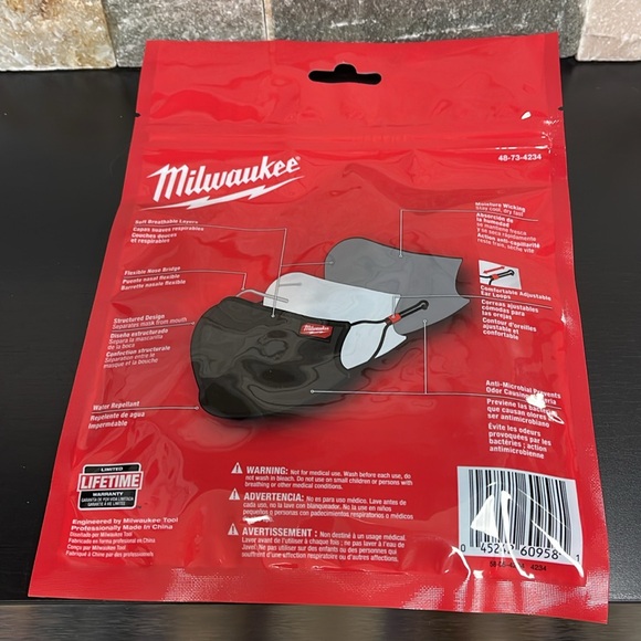 3/$30🛍 Milwaukee 3 Layer Performance Mask 1-Pack - Picture 8 of 14